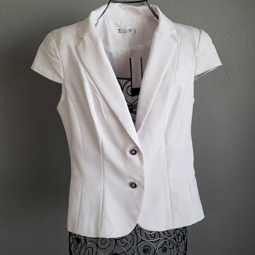 NWT Lace Back Suit Top